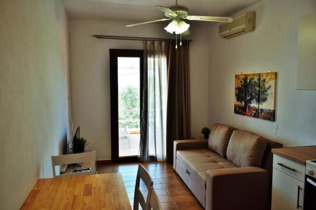 Meltemi Appartment ปาติติริ ภายนอก รูปภาพ