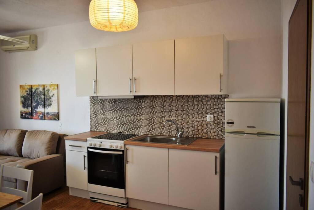 Meltemi Appartment ปาติติริ ภายนอก รูปภาพ